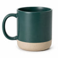 Mug 350 ml en céramique vert foncé et beige avec anse style moderne